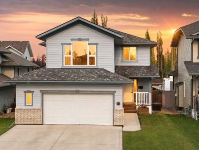 76 Lacey Close, Red Deer, AB, T4R 3R7 house for sale | Listing ID A2333 | Royal LePage