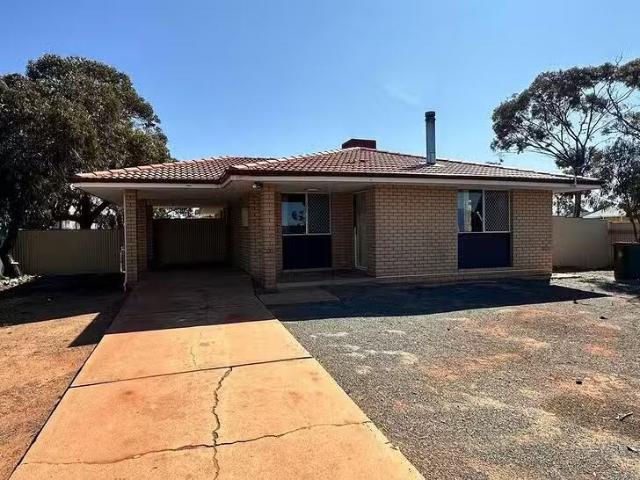 76 Lindsay Street, Coolgardie, WA 6429