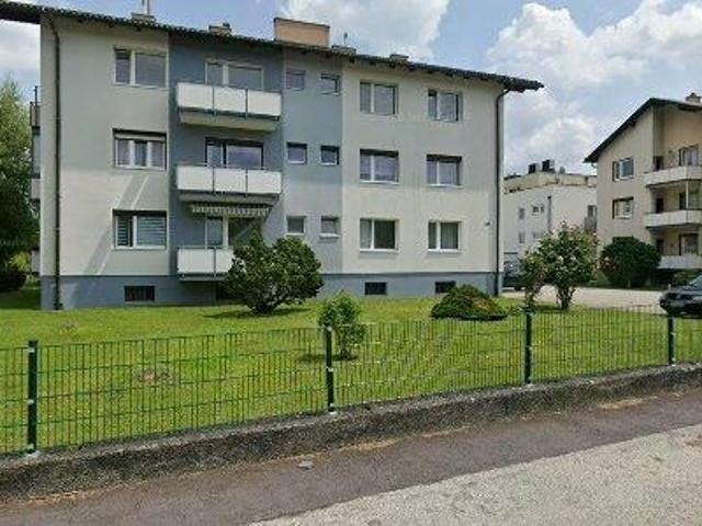 76 m2 apartment for rent in Altendorf