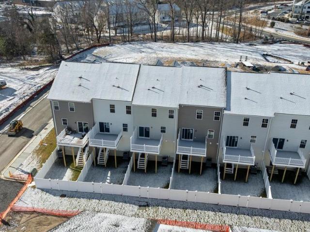 76 Potomac Court