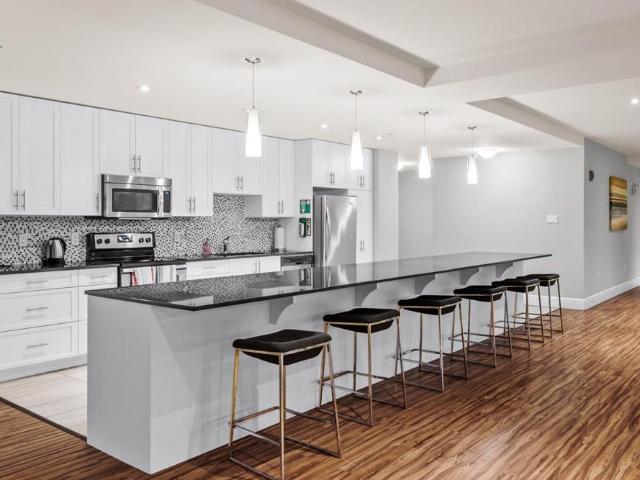 76 Place Apartments 2 Bedroom + Den