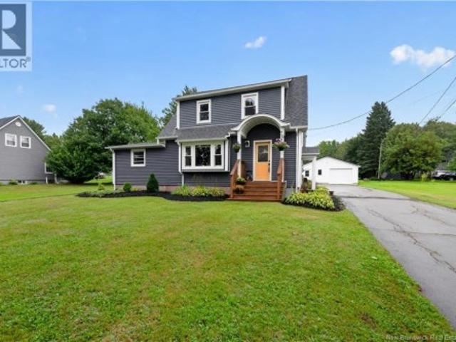 76 Renfrew, Petitcodiac, NB, E4Z 4S9 house for sale | Listing ID NB147112 | Royal LePage