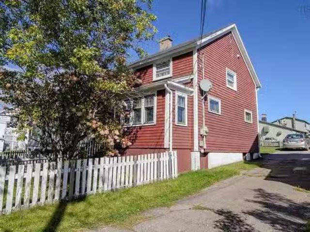 76 Richmond Street, Sydney, NS, B1P 2T9 house for sale List.