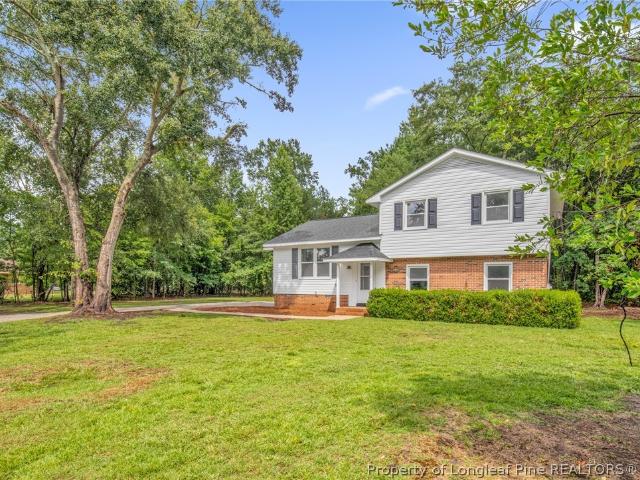 76 Robin Road