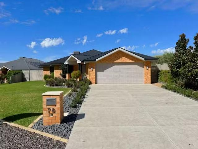 76 Slattery Place, Thurgoona House for rent Listed by Propert.