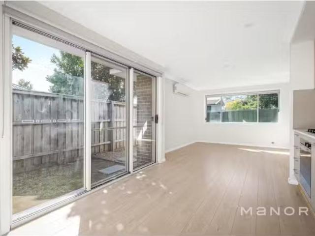 76A Moxhams Road, Winston Hills Townhouse for rent Listed by.