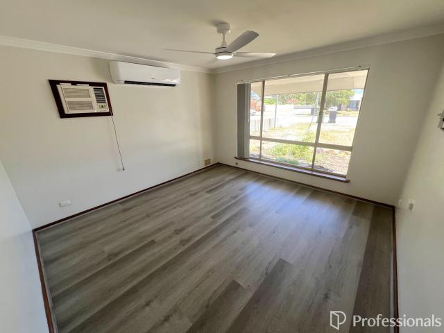 76B Spring RoadThornlie WA 6108, Australia