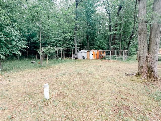 7704 Pine Creek Road
