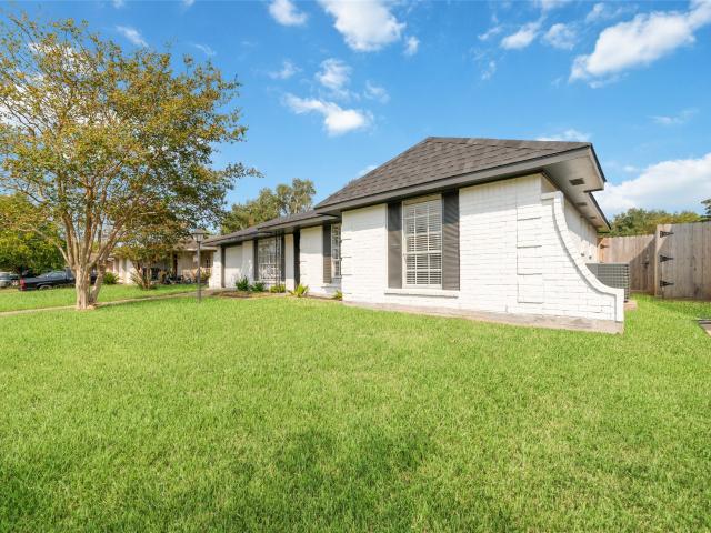 7706 Deadwood Dr, Houston, TX 77040 | MLS #44178