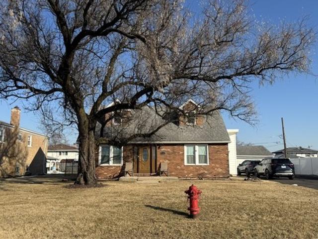 7700 W 83rd St, Bridgeview, IL 60455