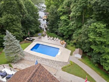 7701 Center Lake Road
