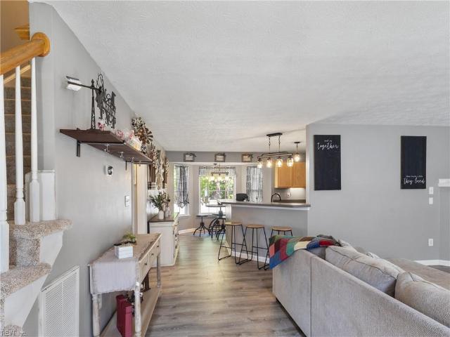 7703 Mainsail CT
