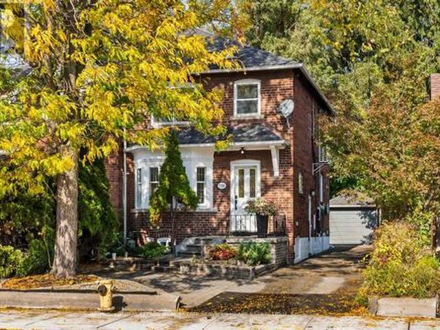 770 Eglinton Avenue E, Toronto, ON, M4G 2K7 house for sale | Listing ID C14082 | Royal LePage