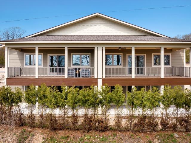 770 N Waypoint Circle