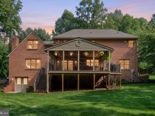7714 Paradise Heights