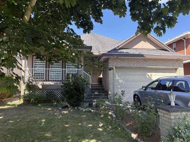 7719 A Street, Surrey, BC, V3S 8Z4 house for sale | Listing ID R3155 | Royal LePage