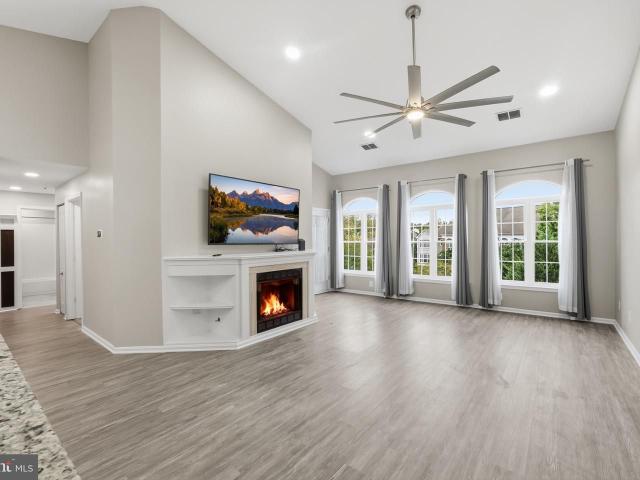 7710 Haynes Point Way Unit L, Alexandria, US, VA