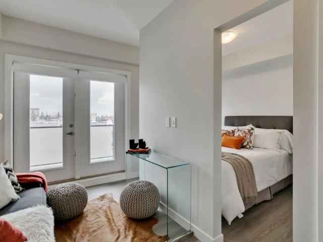 7711 Macleod Trail SW Kingsland Junction — Jr 1 bed 1 bath