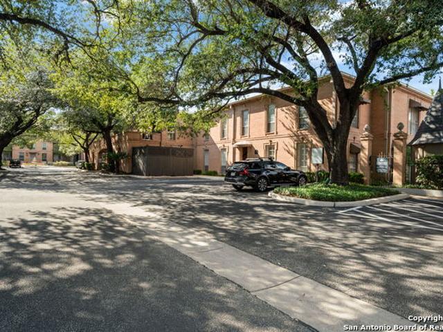 7711 Broadway Street, Unit 8B