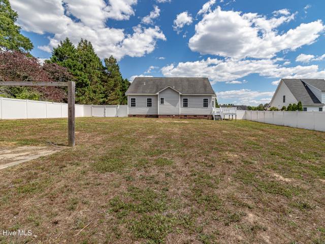 7712 La Finca Road