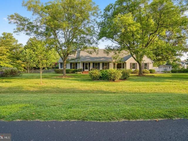 7712 Waterview Lane