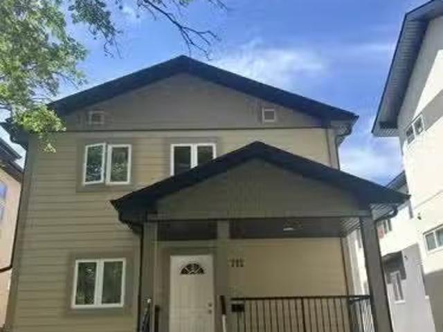 7712 110 Street Nw, Edmonton, AB, T6G 1G1 house for sale Li.