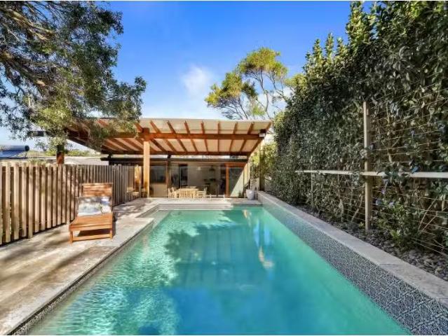 771 Barrenjoey Road, Avalon Beach House for rent Listed by Si.