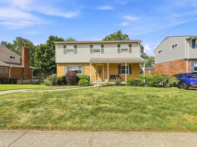 771 Heavenly Ln, Delhi Township, OH 45238