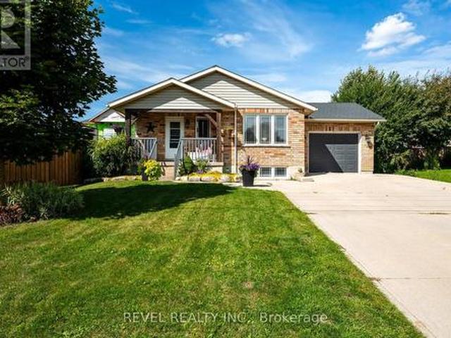 771 Princess Street, Wellington North, ON, N0G 2L3 house for sale | Listing ID X13515 | Royal LePage