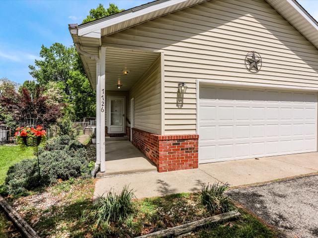 7726 Orchard Village Drive