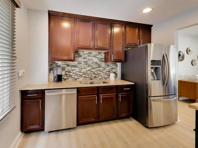 7720 W 65th Place