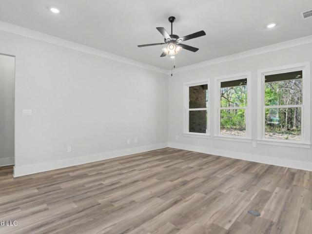 7721 Magnolia Loop