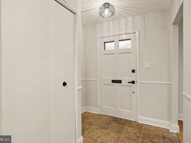 7722 Erica Lane