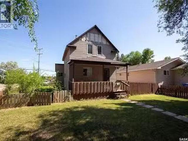 772 101St Street, North Battleford, SK, S9A 0Z1 house for sa.