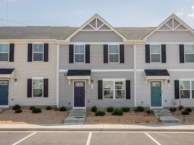 772 carson cir