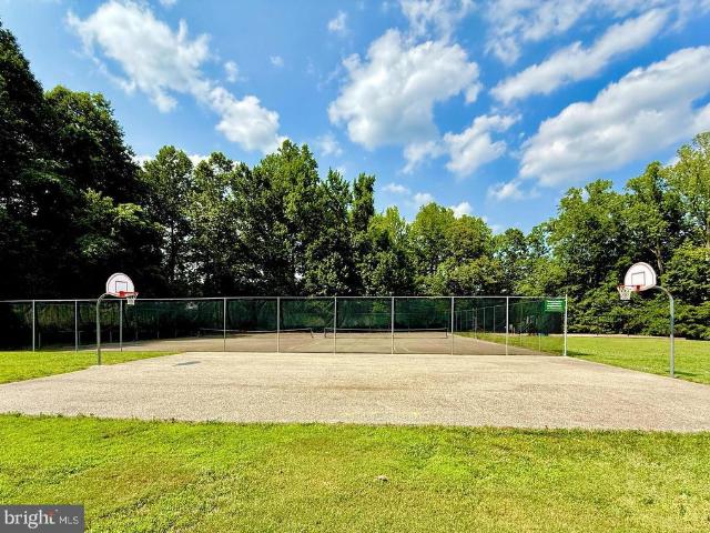 7742 Lake Shore Drive