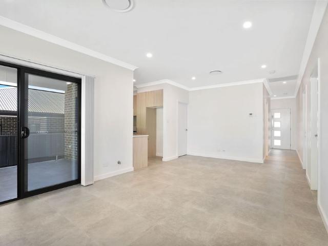 7/74 Cowper Street