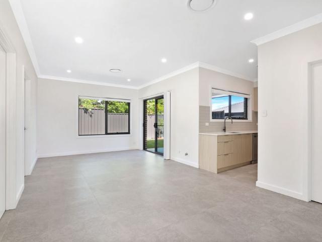 7/74 Cowper Street