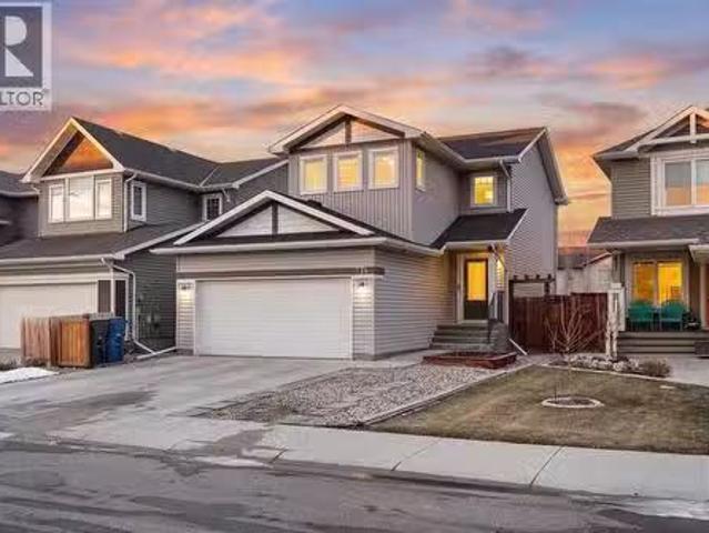 774 Marie Van Haarlem Crescent N, Lethbridge, AB, T1H 7A9 ho.