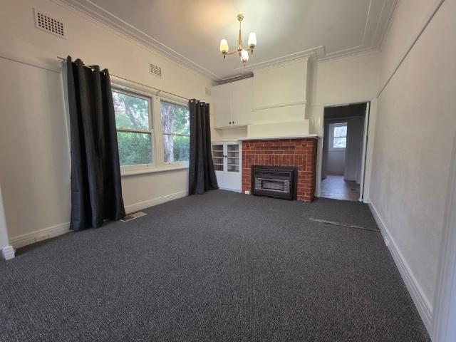 774 Pemberton Street, Albury NSW 2640 House For Rent | Domain
