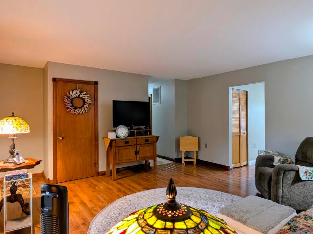 775 1 Eagle Creek Road