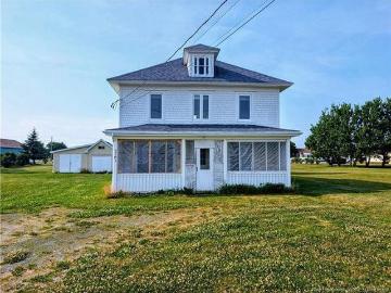 7761 Rue Saint Paul, Bas Caraquet, NB, E1W 6C1 house for sale | Listing ID NB124189 | Royal LePage