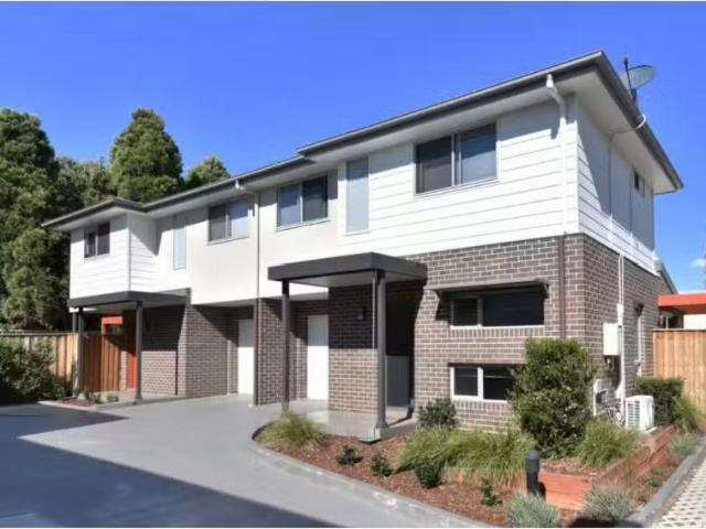 7/76 Lachlan Road, CARDIFF House for rent Listed by Jo Steven.