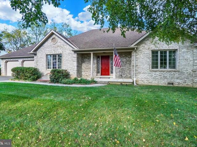 776 Weldon Dr, York, PA 17404