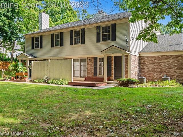 7771 Lake Ridge Drive