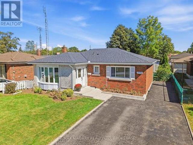 7771 Wilson Crescent, Niagara Falls Oldfield, ON, L2G 4S6 house for sale | Listing ID X13829 | Royal LePage