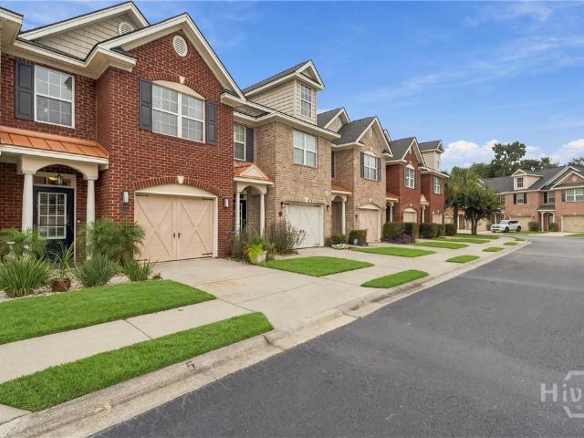 777 King George Boulevard 5