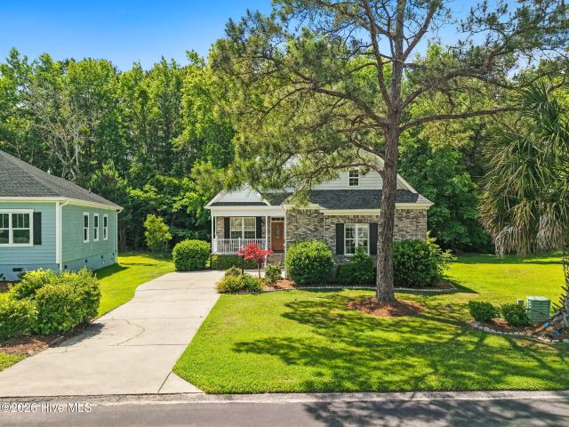 777 Marsh Rose Path NW