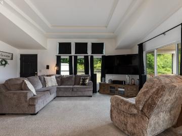 77810 elsie dr