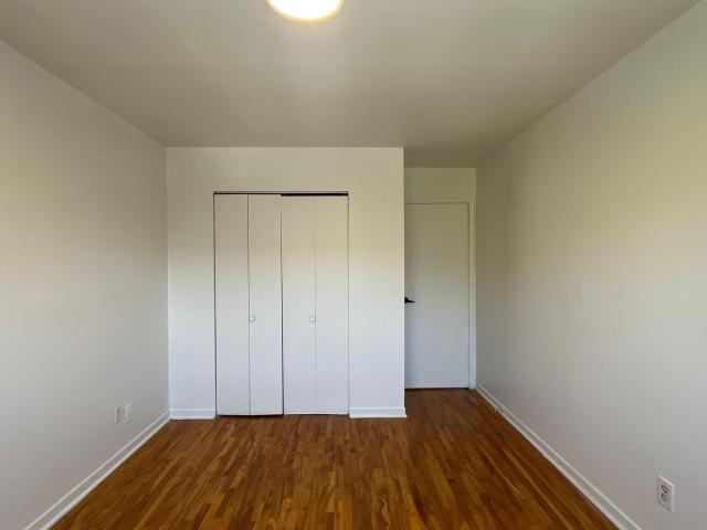 7790 Av. Trémolières 4 1/2 Apartment for Rent